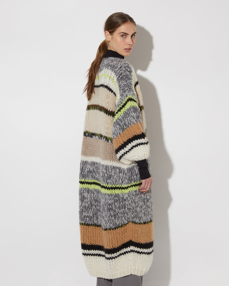 Maiami Cashmere coat cardigan in beige-creme.