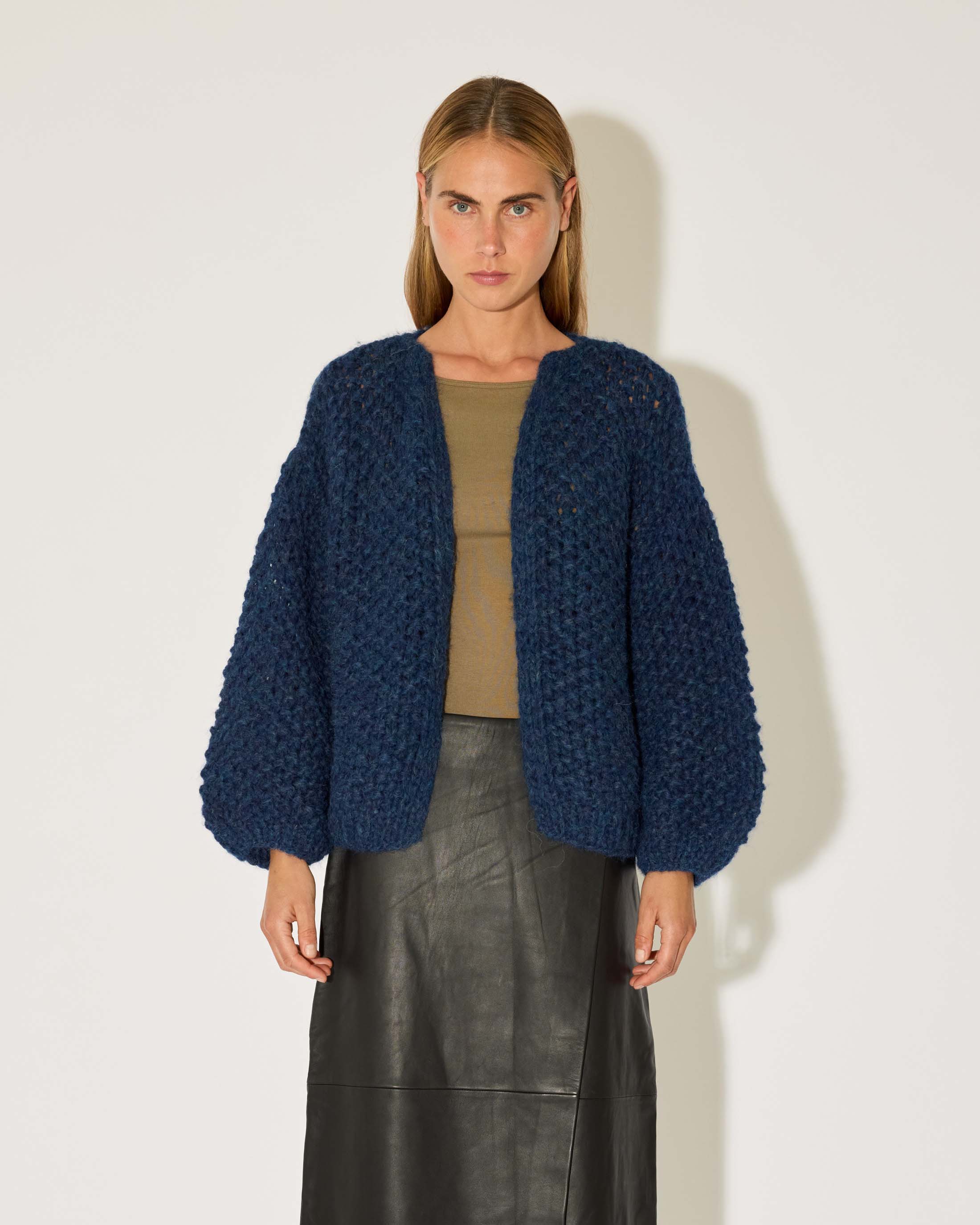 Chunky Alpaca Pearl Pattern Bomber Cardigan