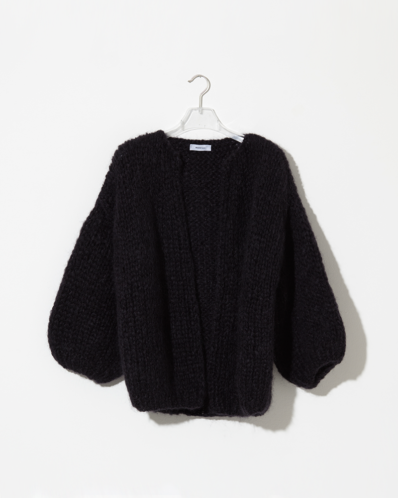 Oversized cardigan in black.