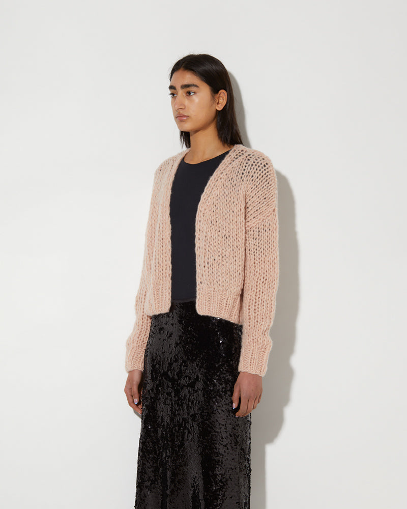 Maiami knitted Cashmere cardigan in Apricot.