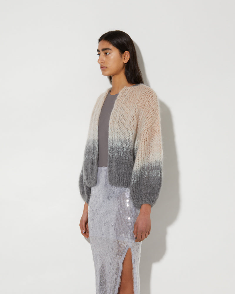 Side view of knitted Mohair cardigan from Maiami.